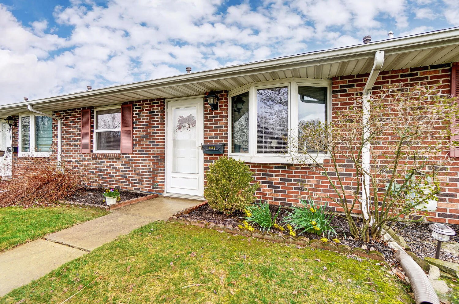 4602 Reno Lane Springfield, OH 45503 - Photo 2 of 24