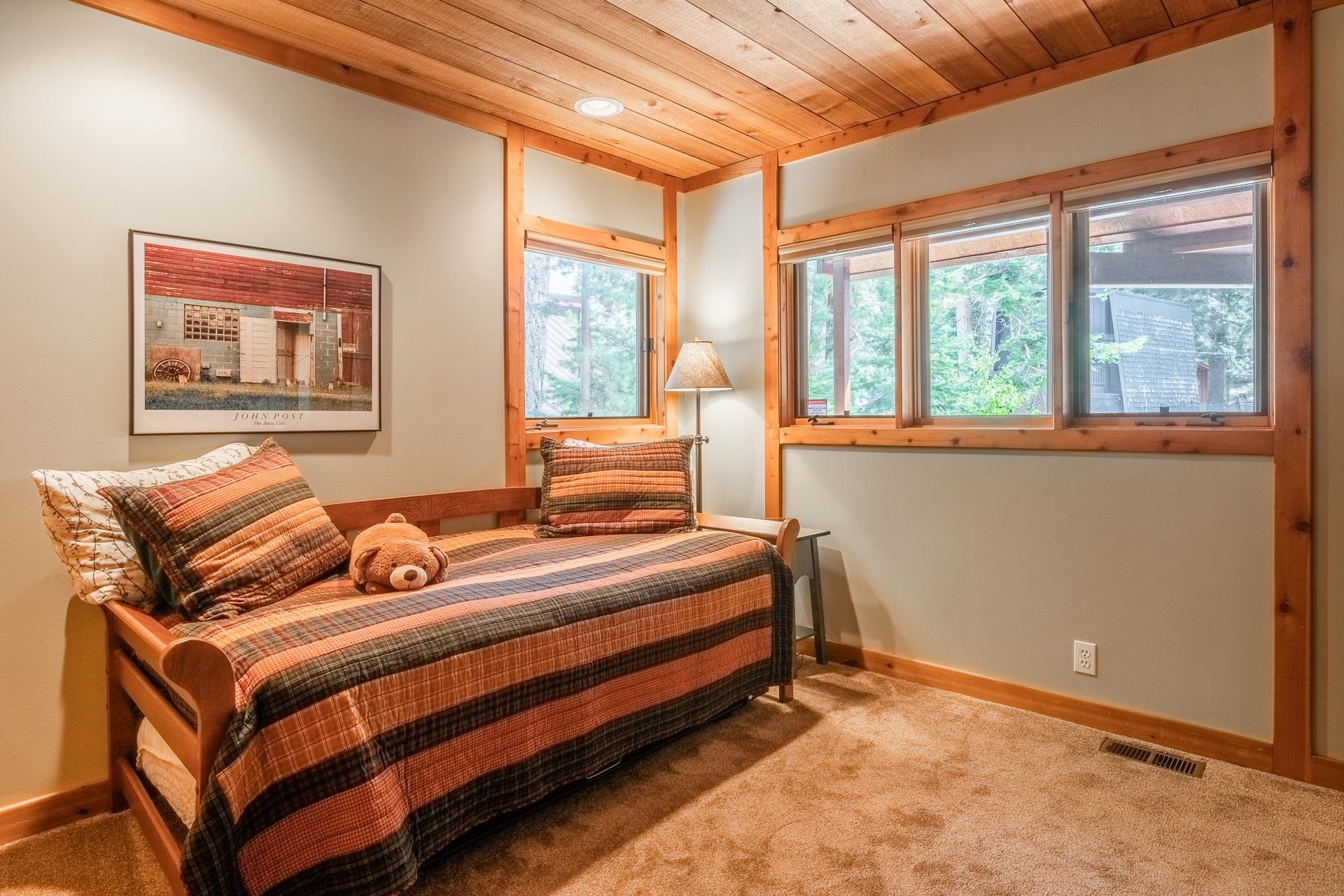 121 Cliff Circle Mammoth Lakes, CA 93546 - Photo 25 of 45