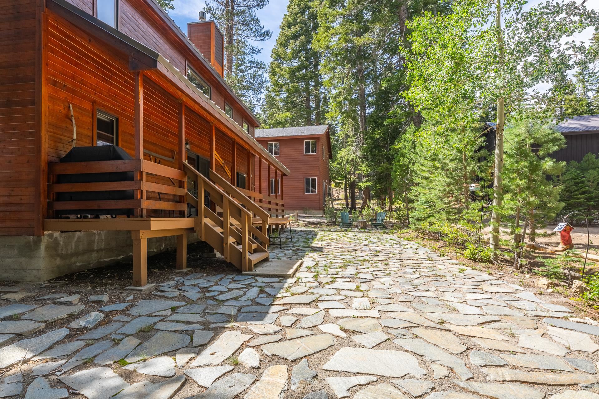 121 Cliff Circle Mammoth Lakes, CA 93546 - Photo 39 of 45