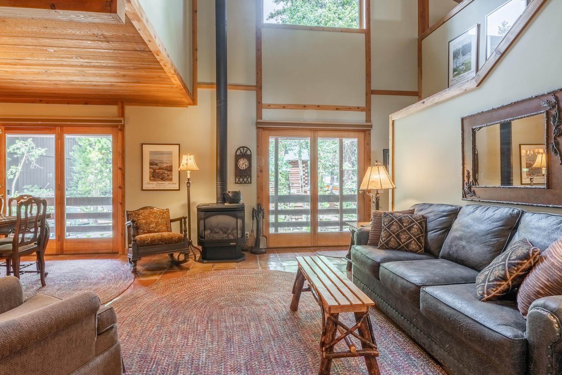 121 Cliff Circle Mammoth Lakes, CA 93546 - Photo 5 of 45