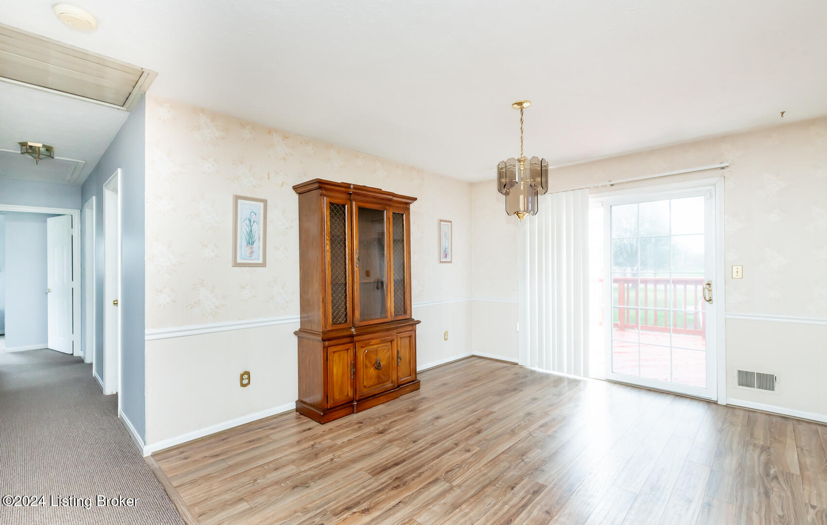 5513 Random Way Louisville, KY 40291 - Photo 12 of 52 RMW-605