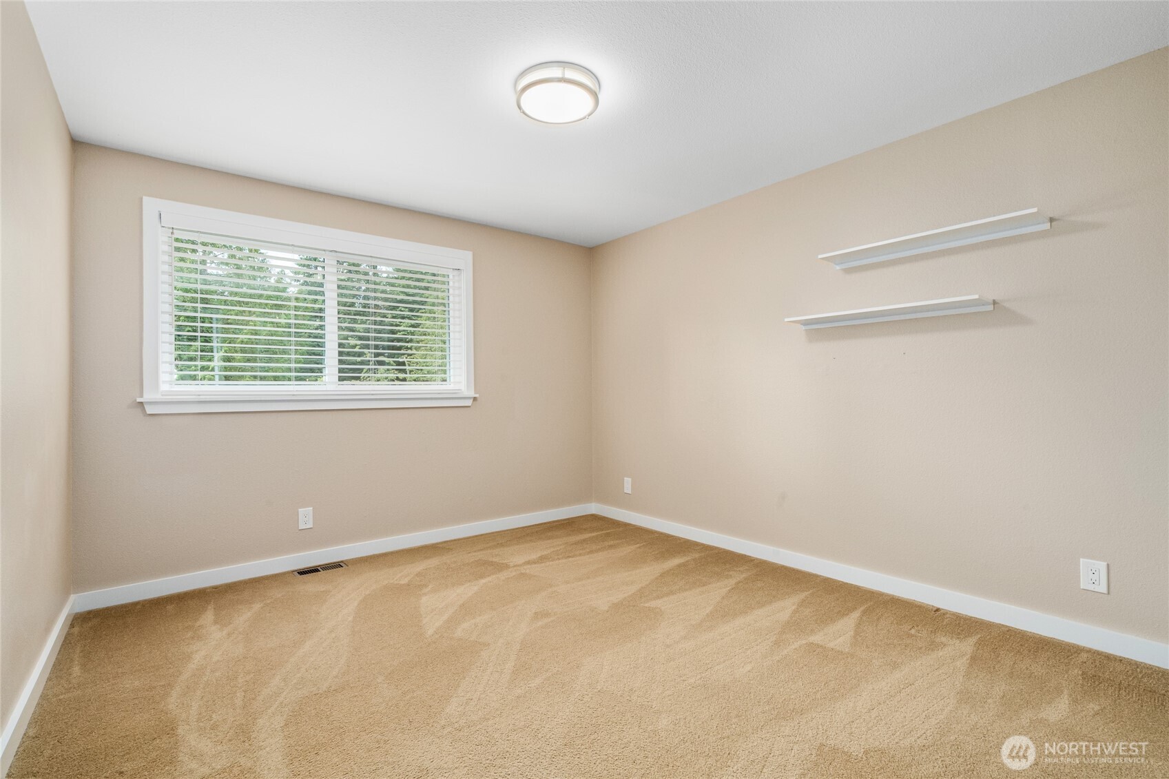 10620 Northeast 146th Street Bothell, WA 98011 - Photo 20 of 39 Gallery Image 20