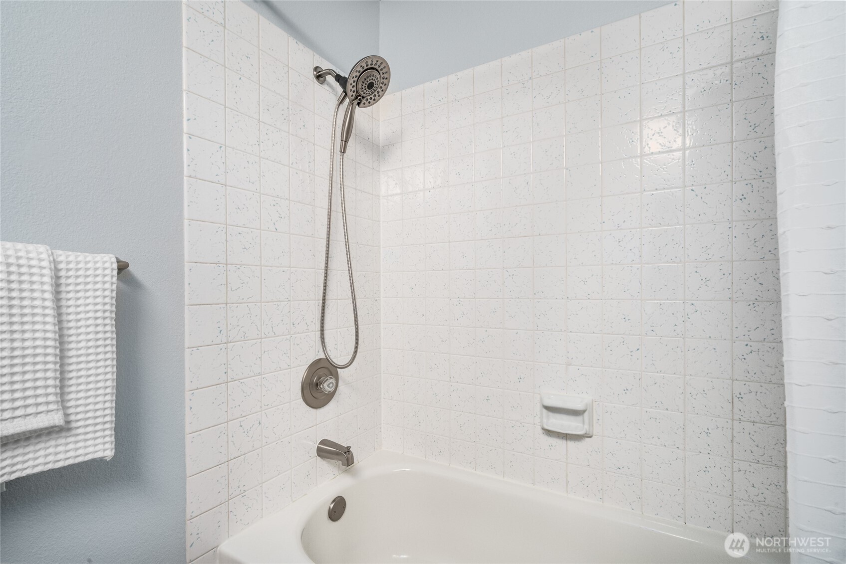 10620 Northeast 146th Street Bothell, WA 98011 - Photo 22 of 39 Gallery Image 22