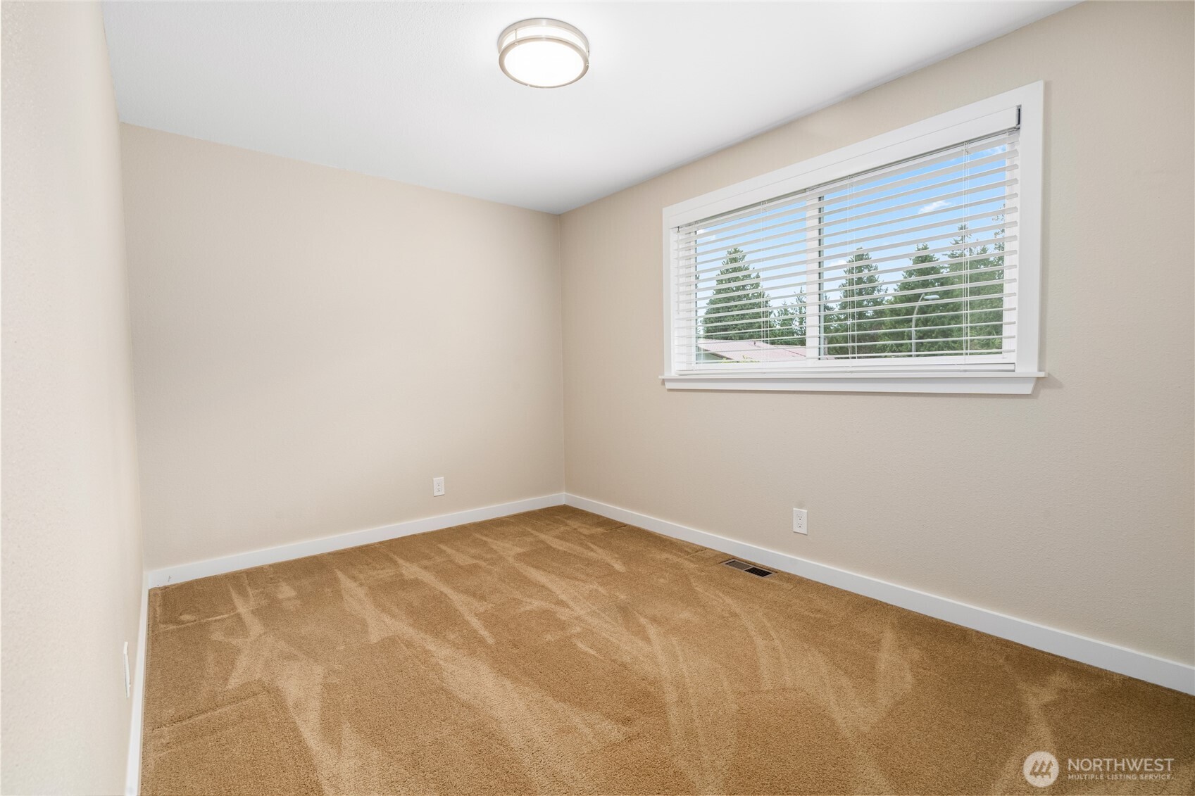 10620 Northeast 146th Street Bothell, WA 98011 - Photo 23 of 39 Gallery Image 23