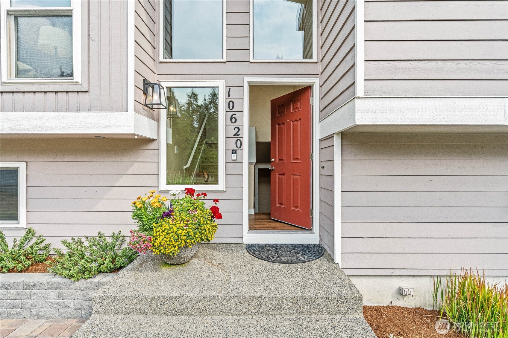 10620 Northeast 146th Street Bothell, WA 98011 - Photo 3 of 39 Gallery Image 3
