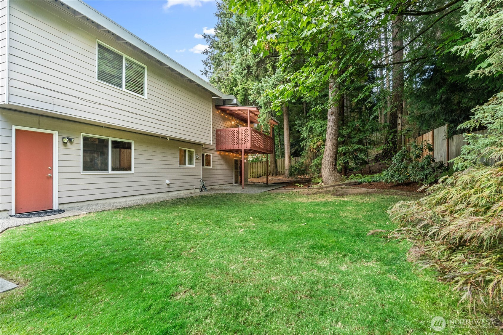 10620 Northeast 146th Street Bothell, WA 98011 - Photo 35 of 39 Gallery Image 35