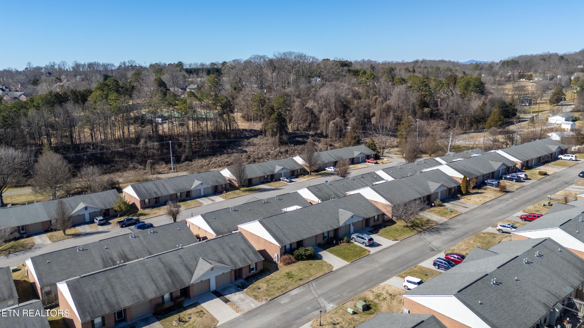 8024 Stablegate Way Powell, TN 37849 - Photo 28 of 35 a view of city from terrace with seating space