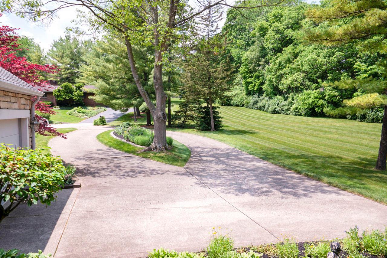 4820 Shire Ridge Road East Hilliard, OH 43221 - Photo 6 of 26
