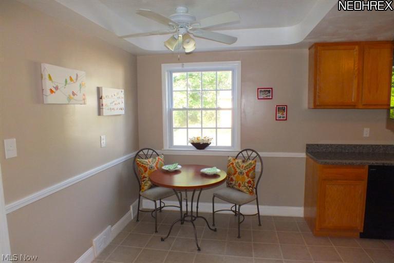 3713 Gridley Road Shaker Heights, OH 44122 - Photo 9 of 23 Gallery Image 9