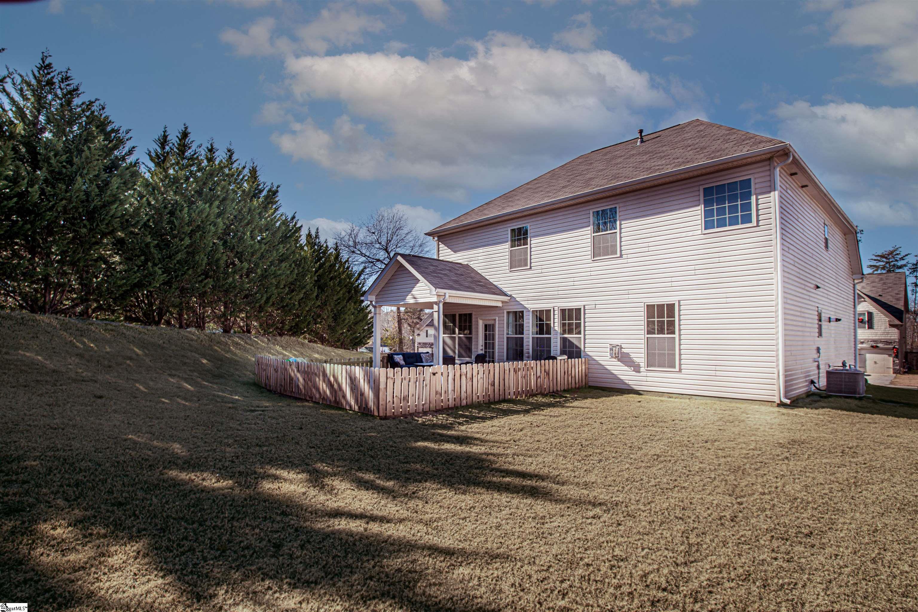 110 Wildflower Road Easley, SC 29642 - Photo 4 of 36