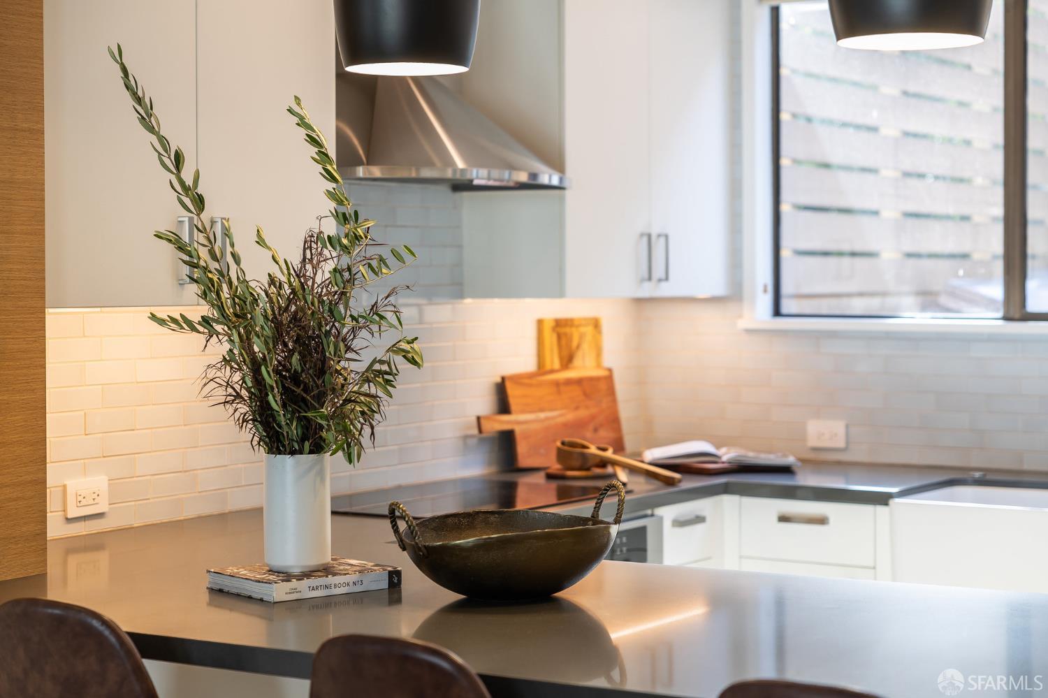 370 Church Street, Unit G San Francisco, CA 94114 - Photo 18 of 65 a kitchen with a sink and a stove