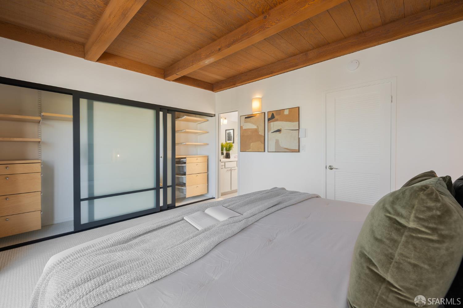 370 Church Street, Unit G San Francisco, CA 94114 - Photo 35 of 65 a bedroom with a bed window and dresser