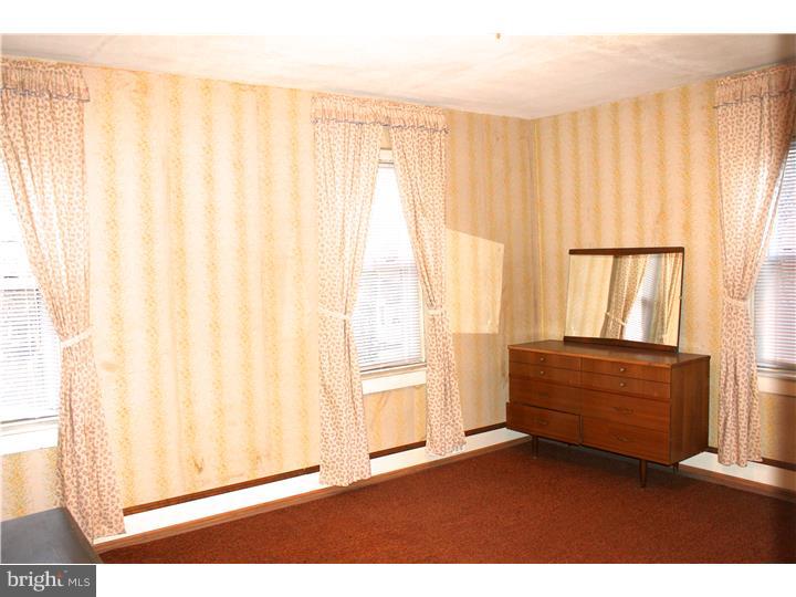 210 New Jersey Road Brooklawn, NJ 08030 - Photo 12 of 20 Bedroom 2