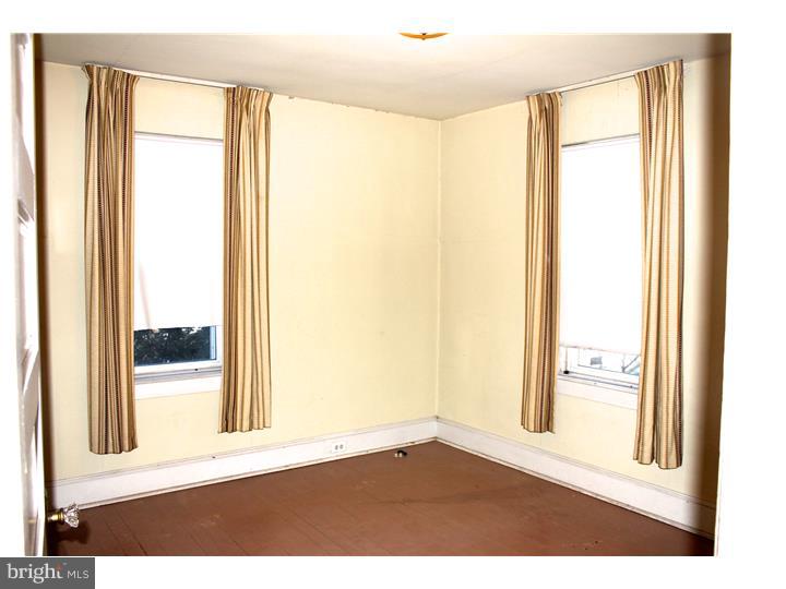 210 New Jersey Road Brooklawn, NJ 08030 - Photo 13 of 20 Bedroom 2