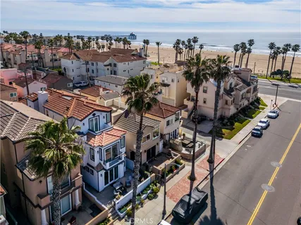 $3,098,000 | 116 11th Street, Huntington Beach, CA 92648