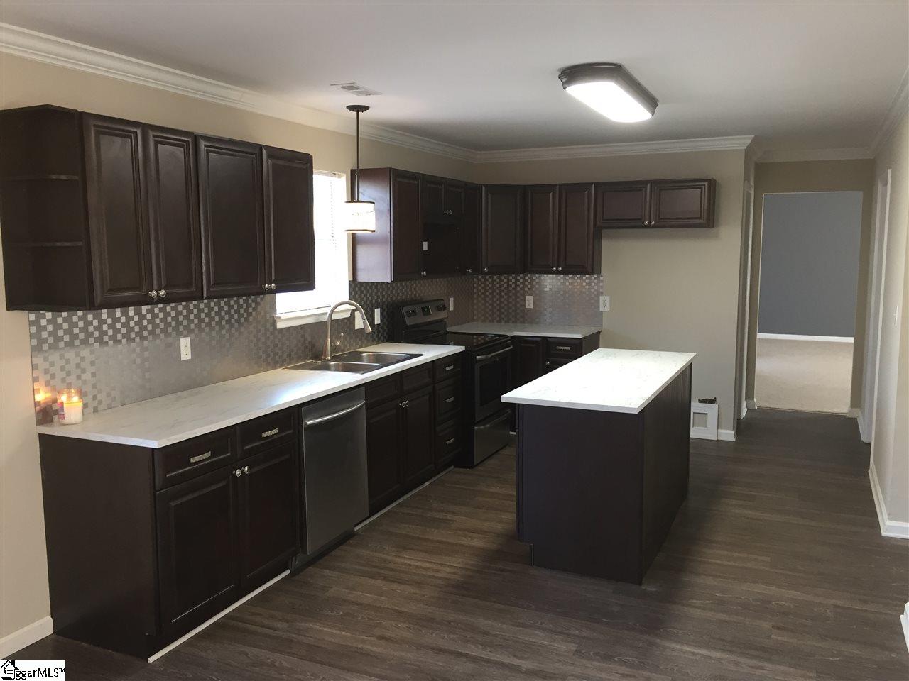 420 Gravley Road Greer, SC 29651 - Photo 11 of 26 Gallery Image 11