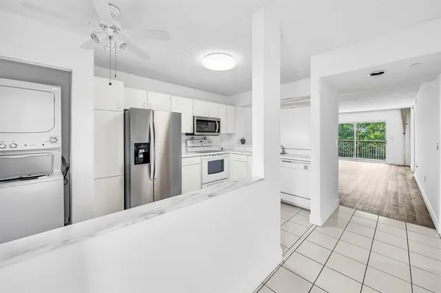 $2,000 | 9580 Weldon Circle, Fort Lauderdale, FL 33321