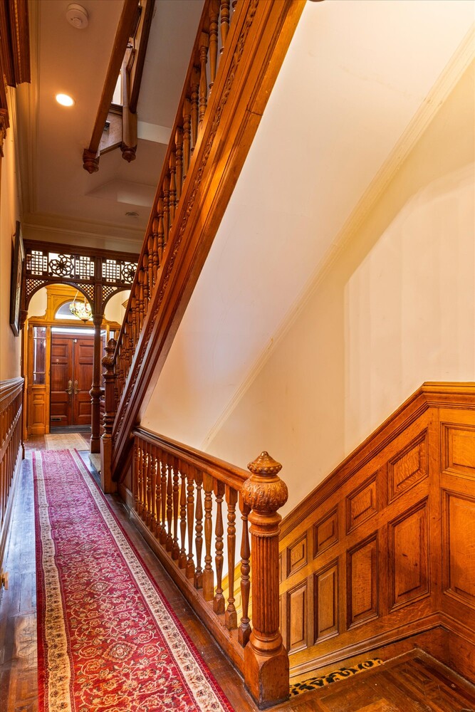 329 Convent Avenue Manhattan, NY 10031 - Photo 7 of 28