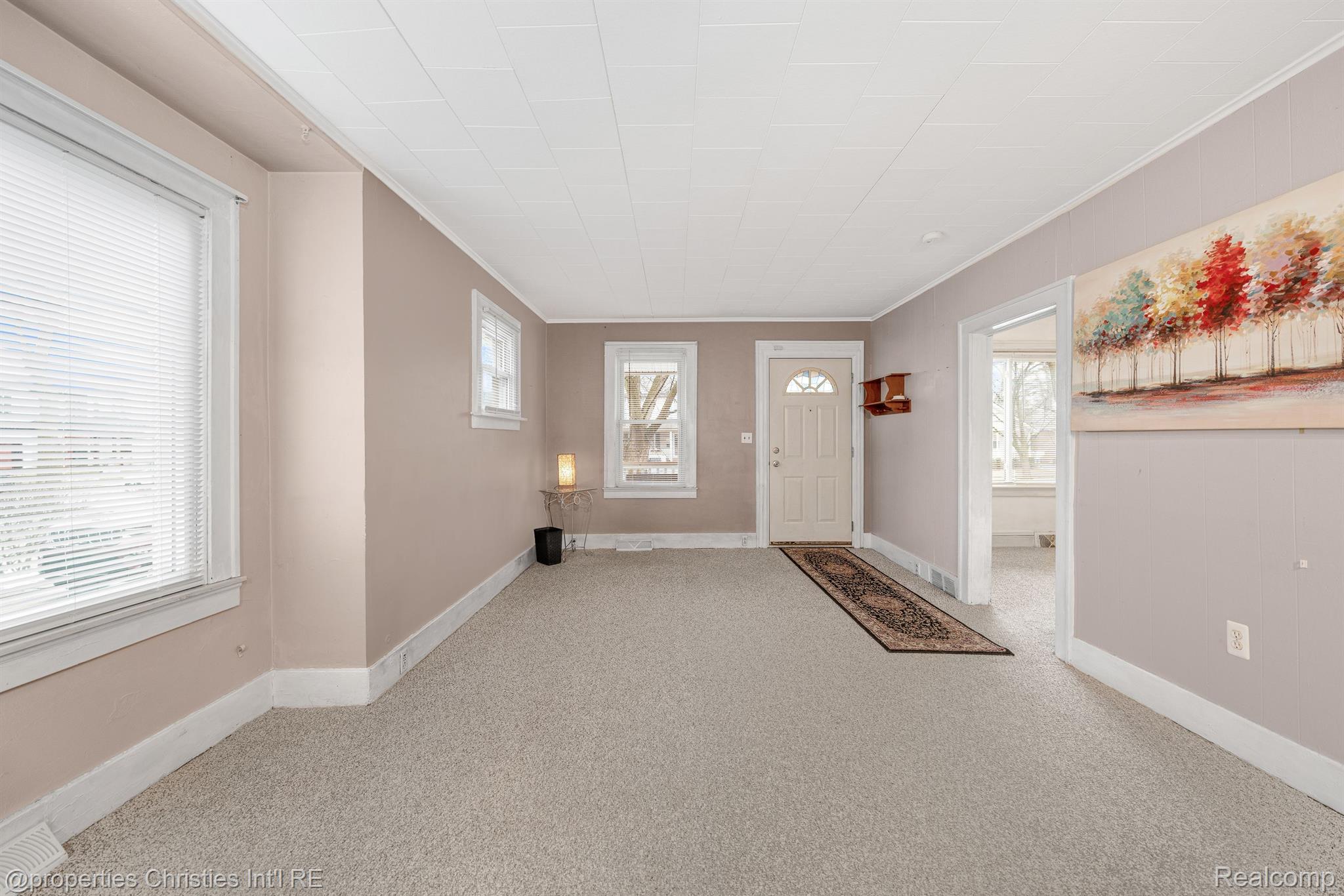 3329 Harvard Road Royal Oak, MI 48073 - Photo 5 of 27 Gallery Image 5