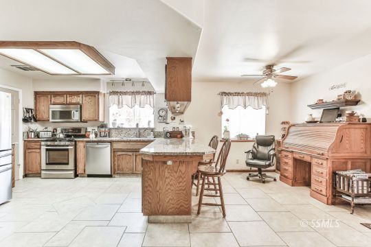 2117 South Del Rosa Drive Ridgecrest, CA 93555 - Photo 7 of 44 Gallery Image 7