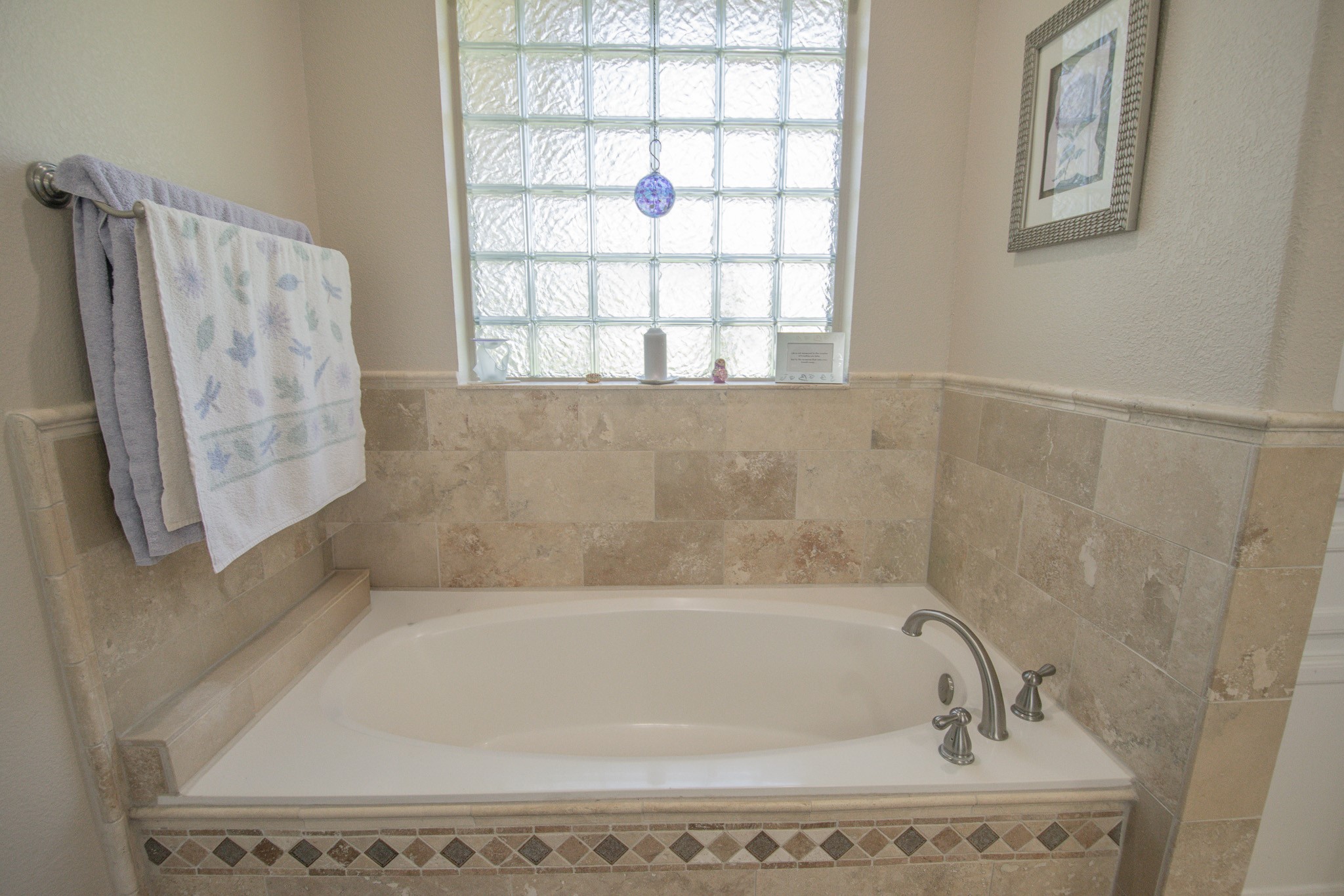 302 Mayad Boulevard Rosharon, TX 77583 - Photo 20 of 42 Soaking tub