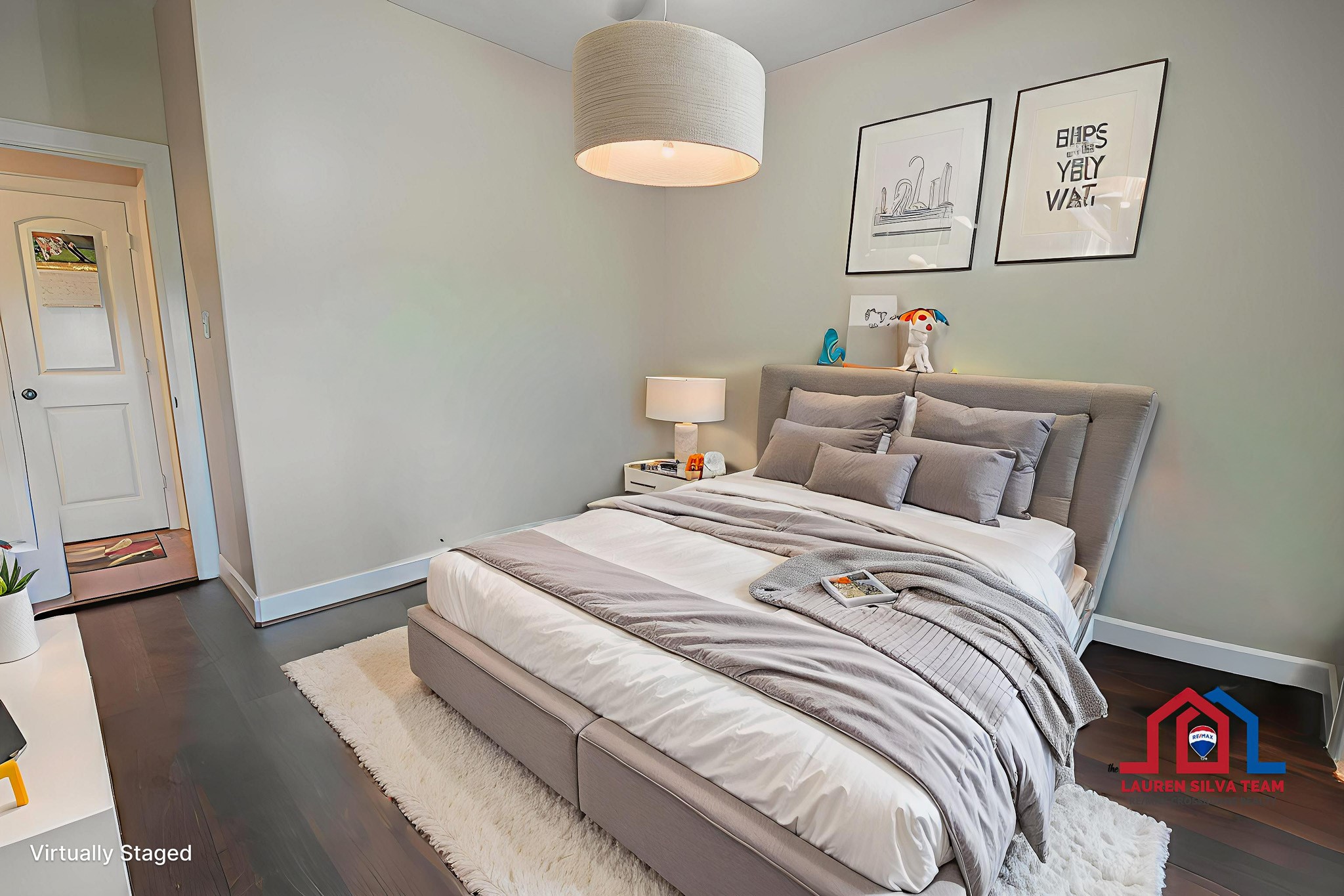 302 Mayad Boulevard Rosharon, TX 77583 - Photo 30 of 42 a bedroom with a bed and a chair