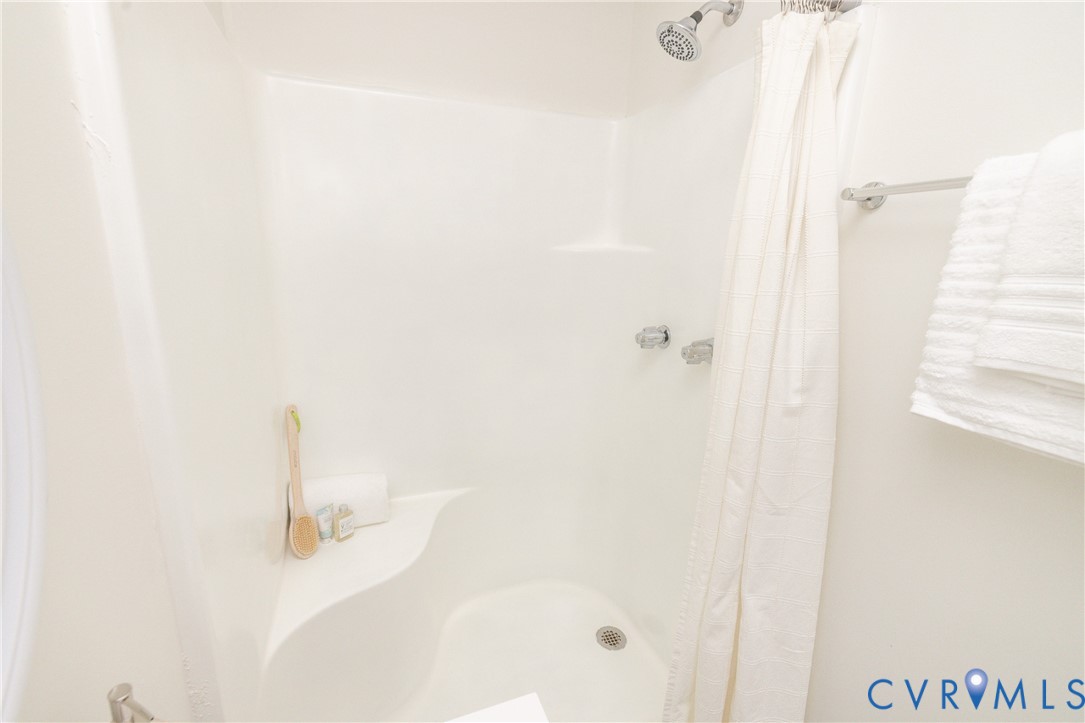 6301 Cedar Springs Road Chesterfield, VA 23832 - Photo 22 of 35
