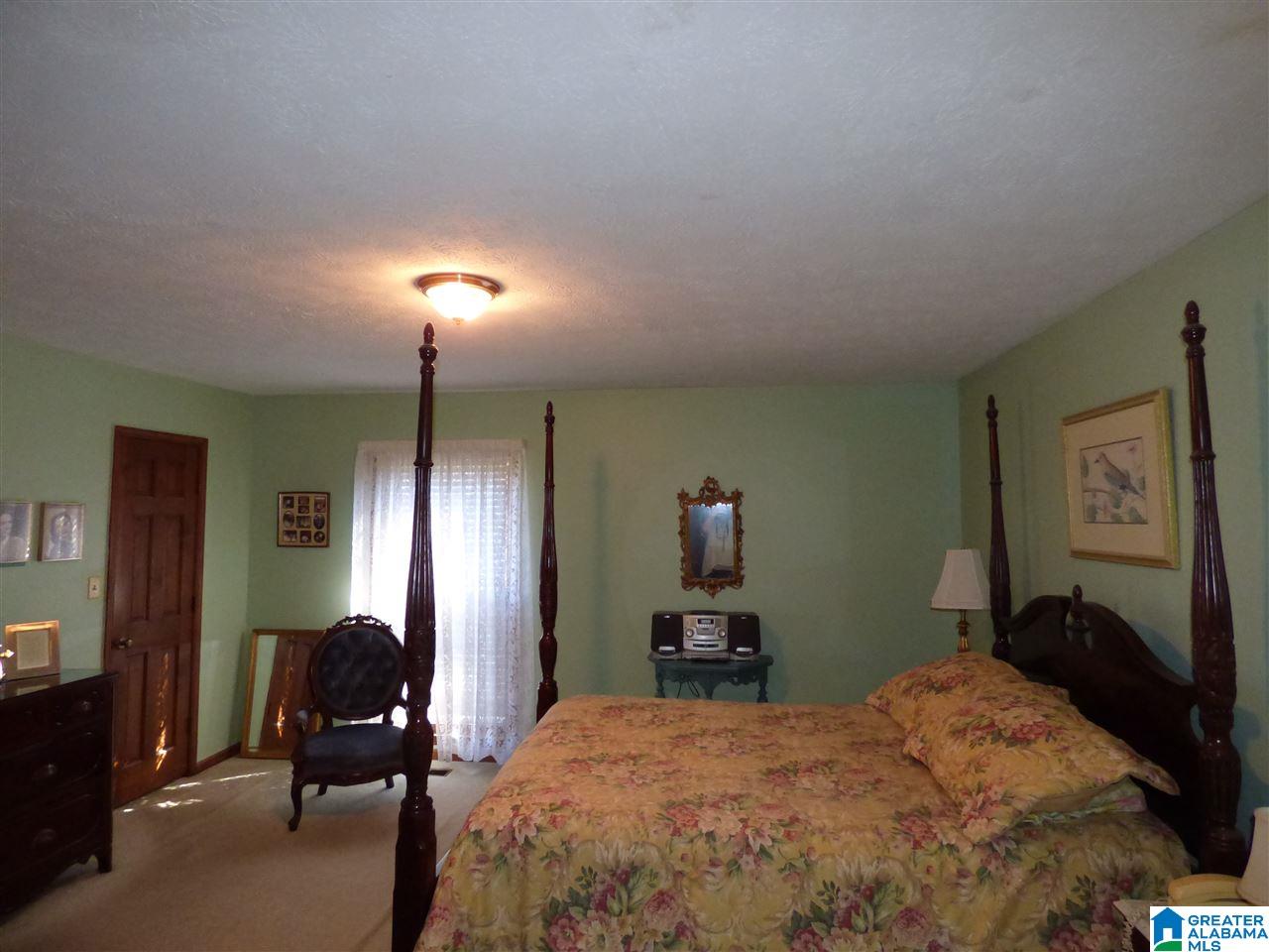 306 Covered Bridge Road Rainbow City, AL 35906 - Photo 15 of 38