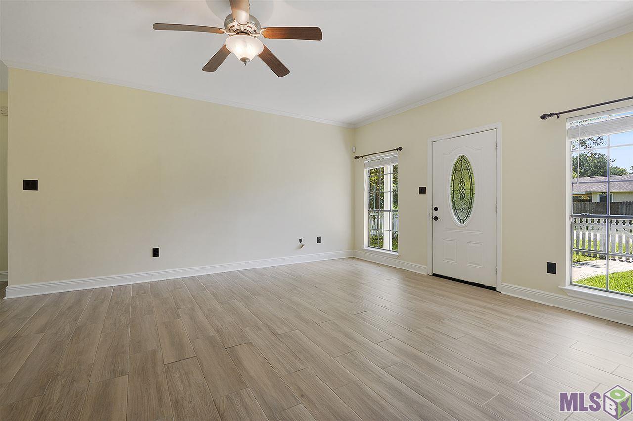 15515 Leverde Avenue Baton Rouge, LA 70817 - Photo 3 of 10 Gallery Image 3