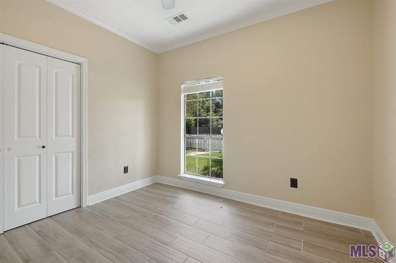 15515 Leverde Avenue Baton Rouge, LA 70817 - Photo 8 of 10 Gallery Image 8