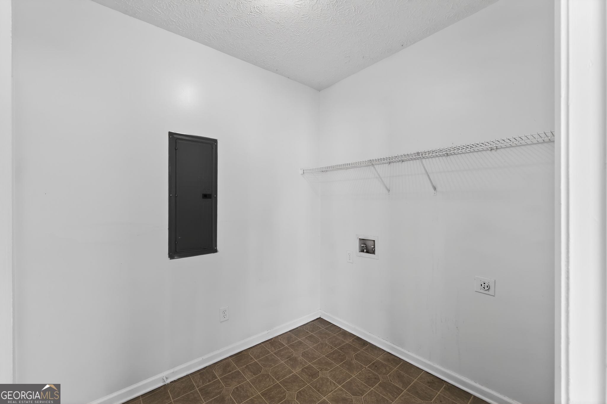 15 Parc Lane Covington, GA 30016 - Photo 25 of 30 a view of an empty room