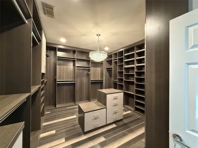 $975,000 | 3014 Acorn Wood Way, Houston, TX 77059