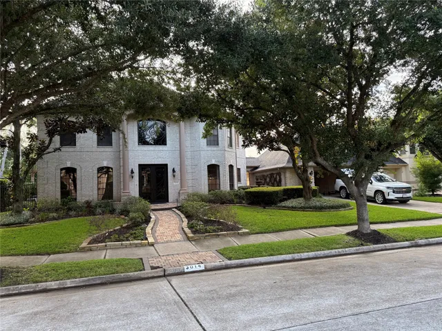 $975,000 | 3014 Acorn Wood Way, Houston, TX 77059