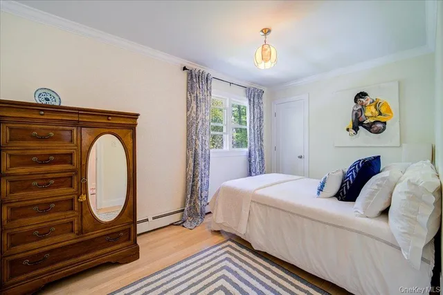 a view of a tennis court