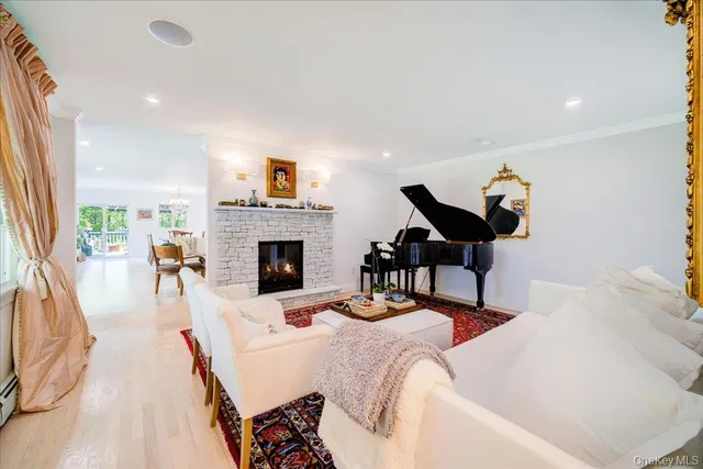 a view of a dining room and livingroom view