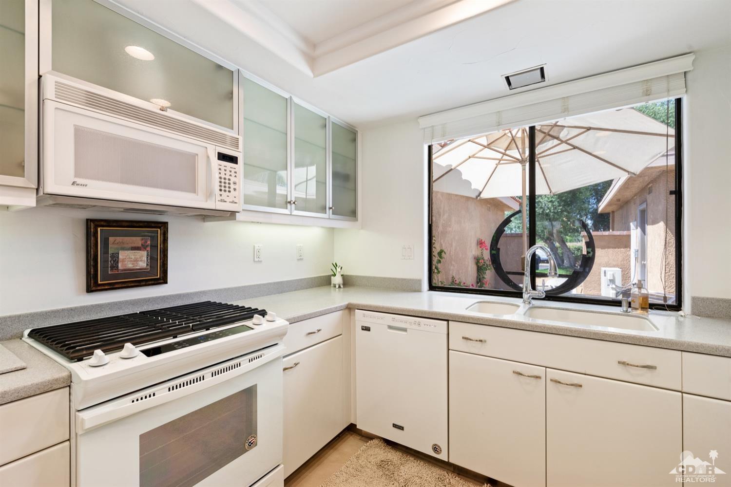 15 La Ronda Drive Rancho Mirage, CA 92270 - Photo 11 of 46 Additional Photo