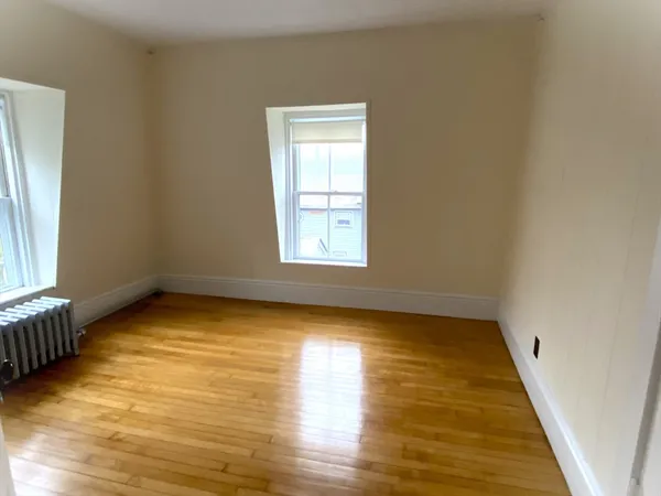 $2,450 | 17 Avon Street, Unit 2, Melrose, MA 02176