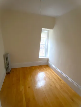 $2,450 | 17 Avon Street, Unit 2, Melrose, MA 02176