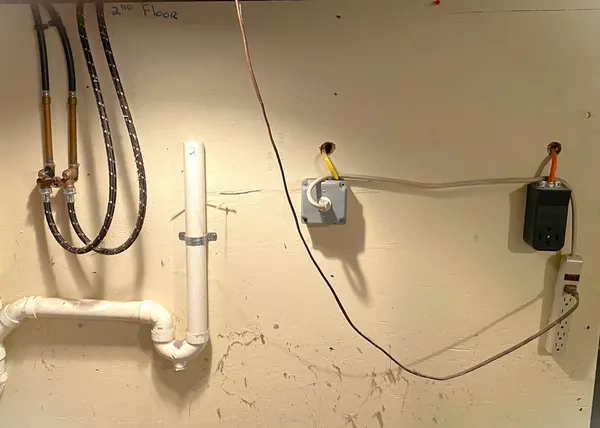 $2,450 | 17 Avon Street, Unit 2, Melrose, MA 02176