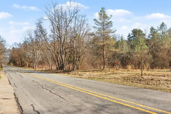 $325,000 | East East C Avenue, Augusta, MI 49012