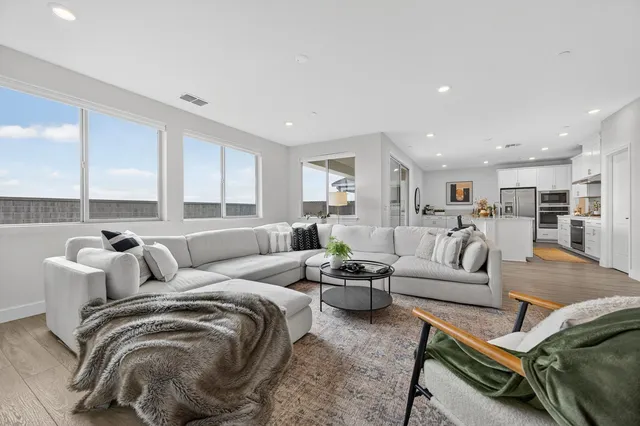 $749,900 | 525 Catalan Court, Roseville, CA 95747