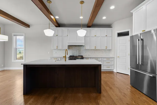 $730,000 | N8861 Noe Road, Menasha, WI 54952