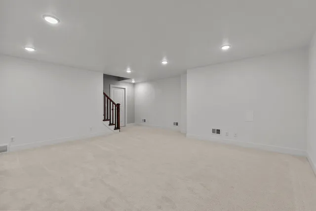 $730,000 | N8861 Noe Road, Menasha, WI 54952