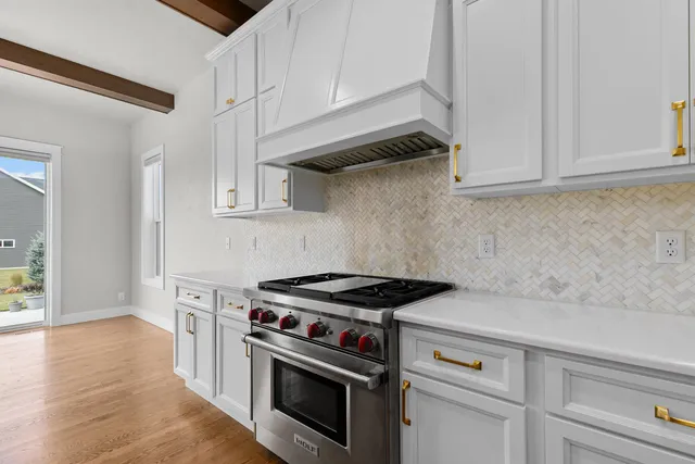 $730,000 | N8861 Noe Road, Menasha, WI 54952