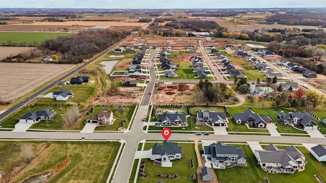 $730,000 | N8861 Noe Road, Menasha, WI 54952