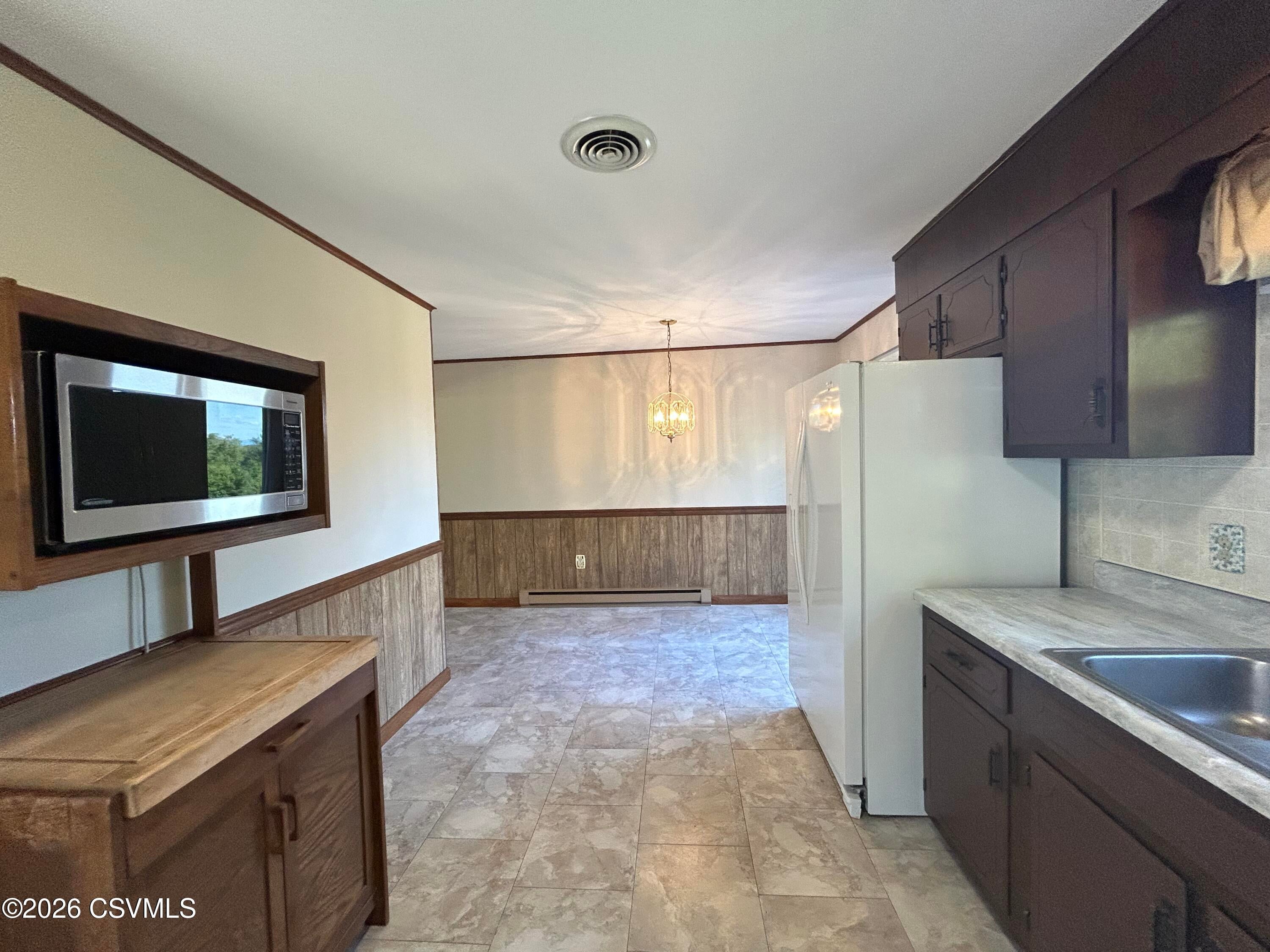 94 Ridge View Road Selinsgrove, PA 17870 - Photo 8 of 33 Gallery Image 8