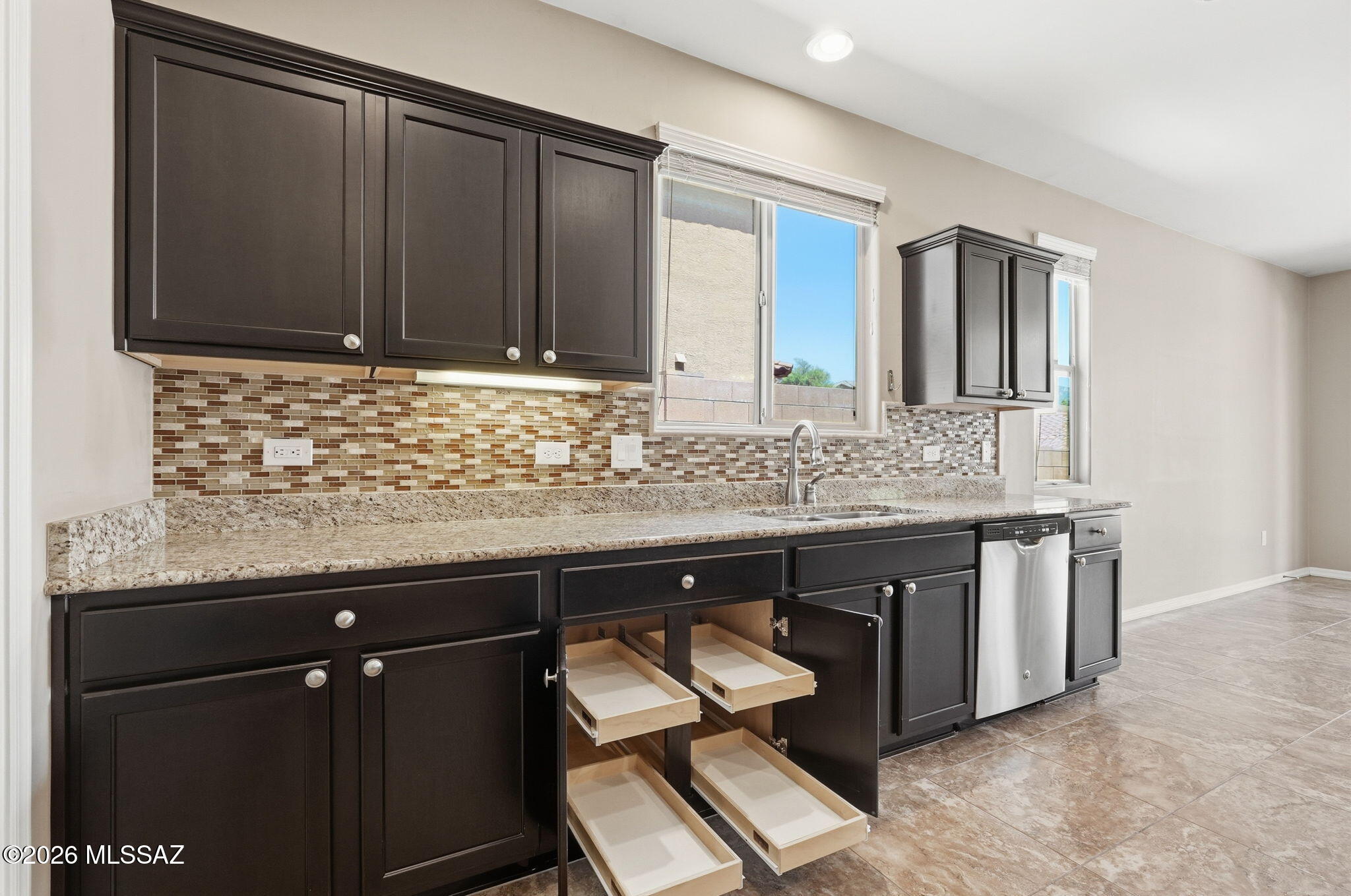 39054 South Running Roses Lane Tucson, AZ 85739 - Photo 22 of 44