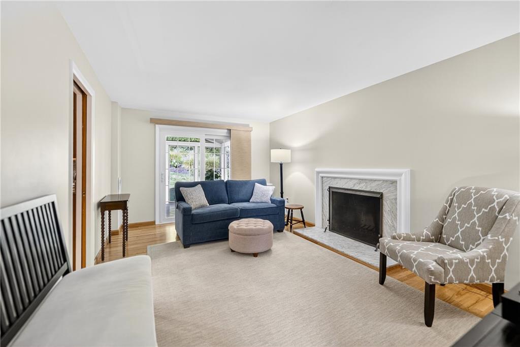 8439 Edwood Road Pittsburgh, PA 15237 - Photo 19 of 46 Gallery Image 19
