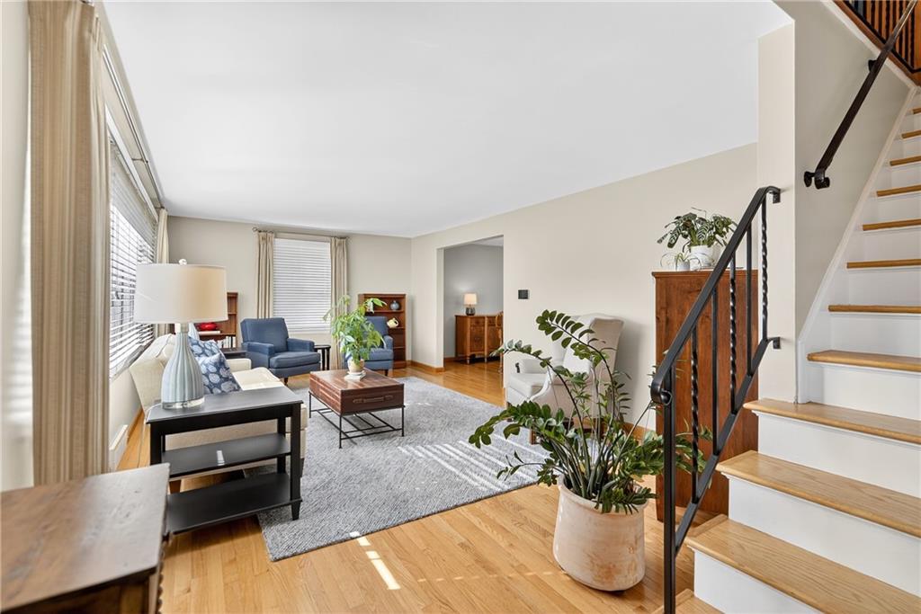 8439 Edwood Road Pittsburgh, PA 15237 - Photo 3 of 46 Gallery Image 3