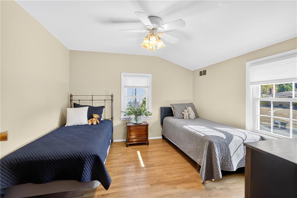 8439 Edwood Road Pittsburgh, PA 15237 - Photo 34 of 46 Gallery Image 34
